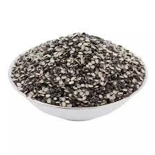 Black Orid Dhall/கருப்பு உளுந்து உடைத்தது